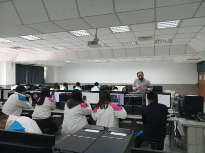 業師協同教學圖片