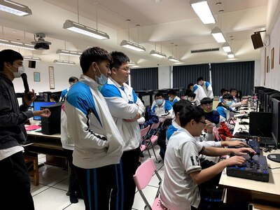 彈性學習-電競圖片