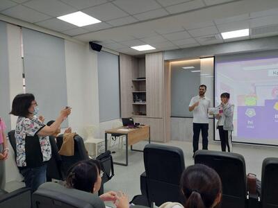 應用英語科112參訪活動10圖片