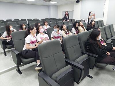 應用英語科112參訪活動08圖片